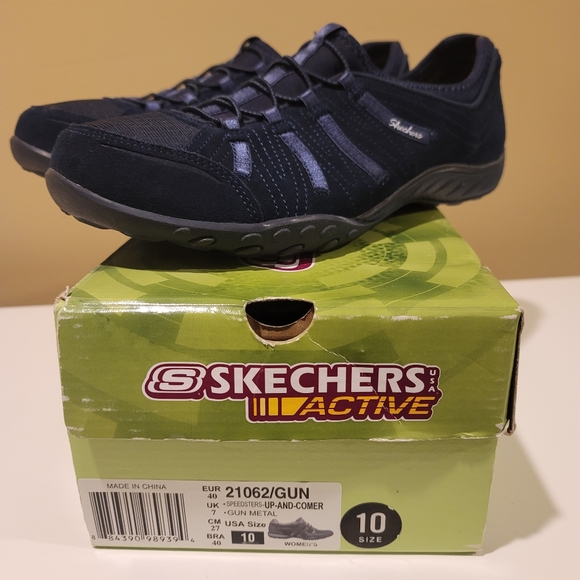 New Skechers Size 10 - Picture 2 of 7